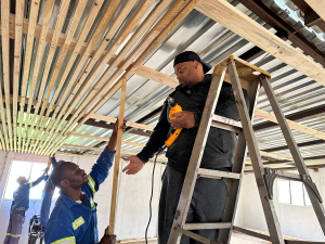 BD4CBEFC-7521-4281-916F-A4ACCD8934DA